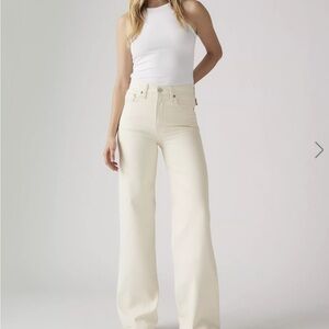 Levi's Women's Wide Leg Cream Jeans